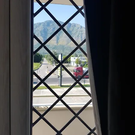 Montesarchiorooms ベッド・アンド・ブレックファスト Montesarchio